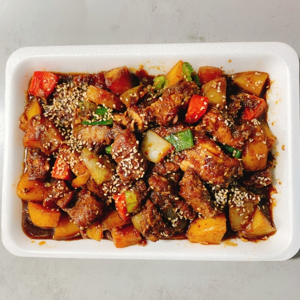 순수한반찬] 시그니쳐 한돈 양념 갈비찜 1kg
